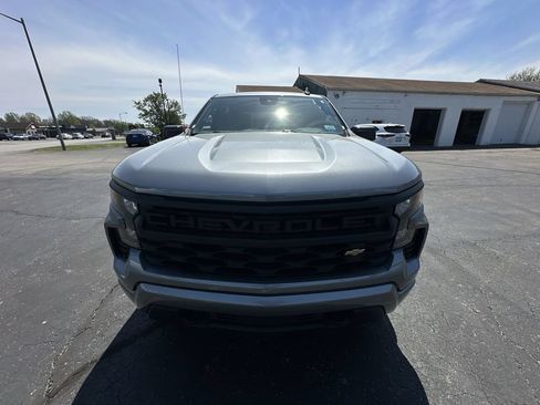 Used 2024 Chevrolet Silverado 1500 Custom AWD/4WD image 22
