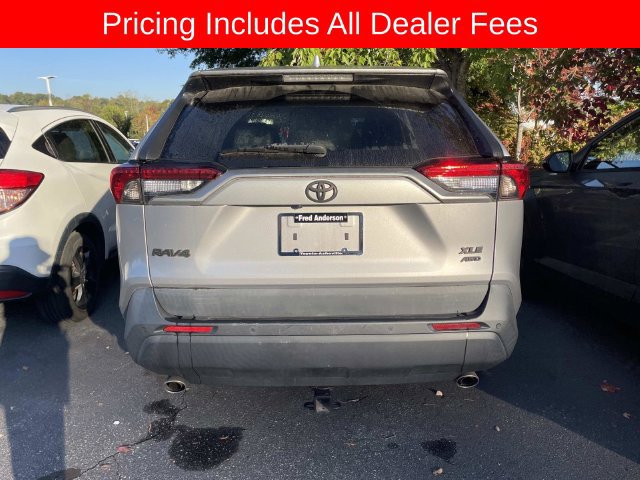 Used 2021 Toyota RAV4 XLE Premium AWD/4WD image 5