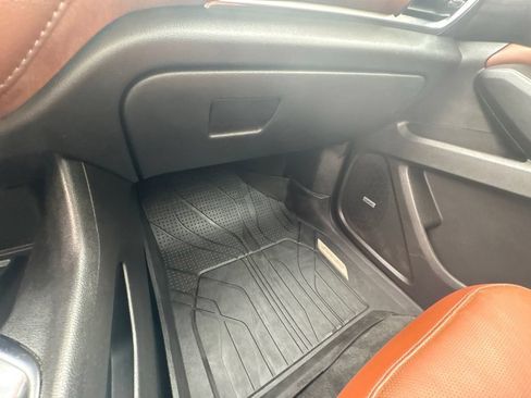 Used 2021 Chevrolet Traverse High Country w/ LPO, Floor Liner Package AWD/4WD image 57