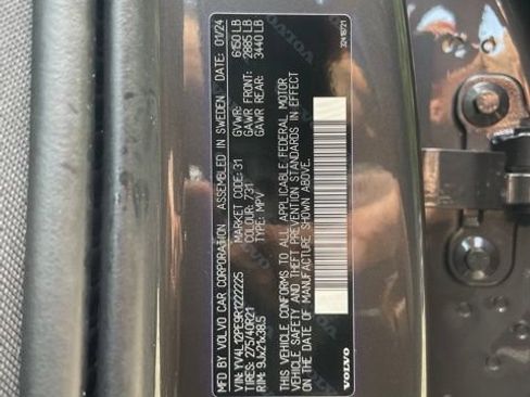 Certified 2024 Volvo XC90 B5 Plus AWD/4WD image 29
