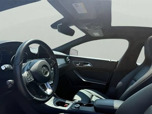 Used 2018 Mercedes-Benz CLA 250 4MATIC image 15