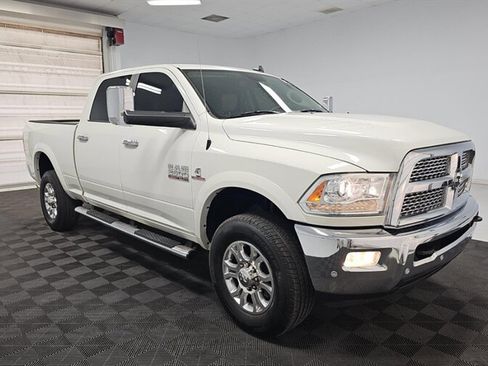 Used 2018 RAM 2500 Laramie AWD/4WD image 1