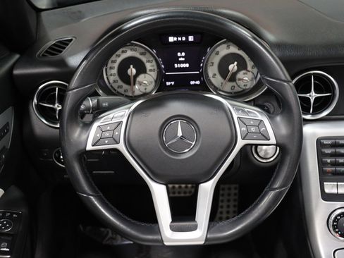 Used 2013 Mercedes-Benz SLK 250 image 46