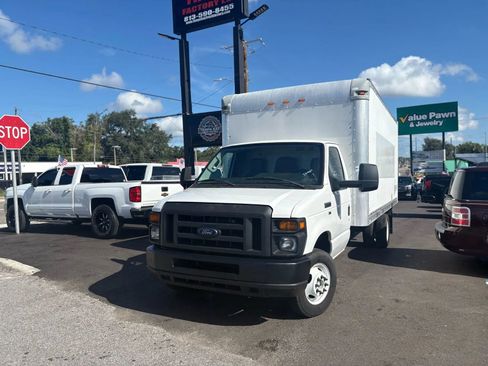 Used 2017 Ford E-350 and Econoline 350 Super Duty w/ Power Windows & Locks Group RWD image 1
