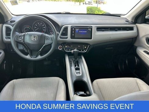 Used 2017 Honda HR-V EX image 11