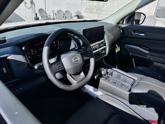New 2026 Nissan Pathfinder SL AWD/4WD image 9