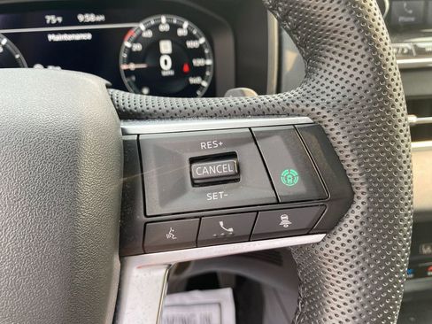 Used 2023 Mitsubishi Outlander SEL image 17