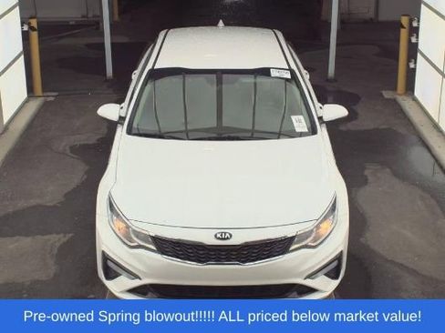 Used 2020 Kia Optima LX FWD image 2