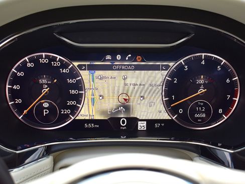 Used 2021 Bentley Continental GT AWD/4WD image 26