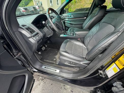 Used 2016 Ford Explorer Platinum AWD/4WD image 10