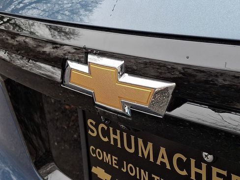 Used 2026 Chevrolet Traverse LT w/ Driver Confidence Package image 28