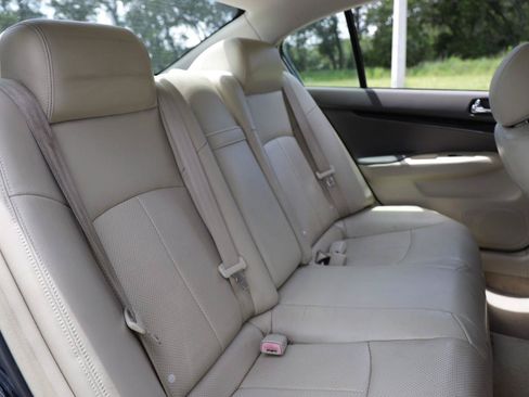 Used 2011 INFINITI G37 Journey w/ Premium Pkg RWD image 14