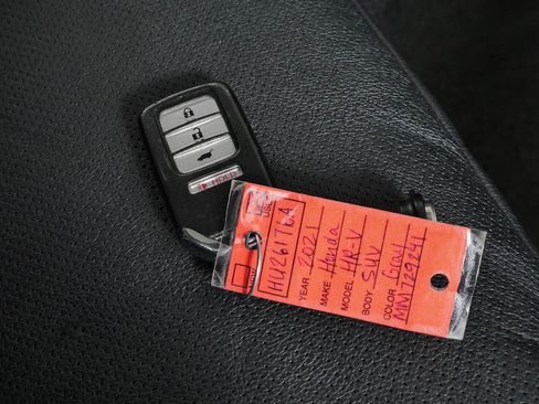 Used 2021 Honda HR-V EX-L image 41