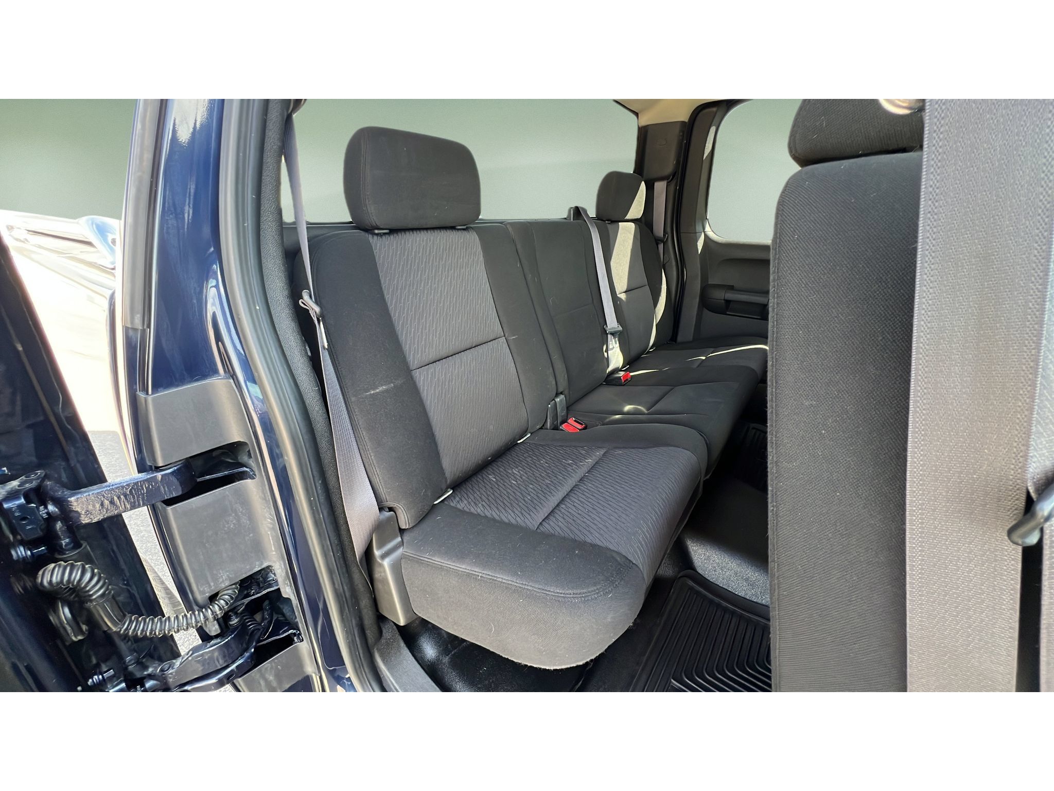 Used 2011 GMC Sierra 1500 SLE AWD/4WD image 31
