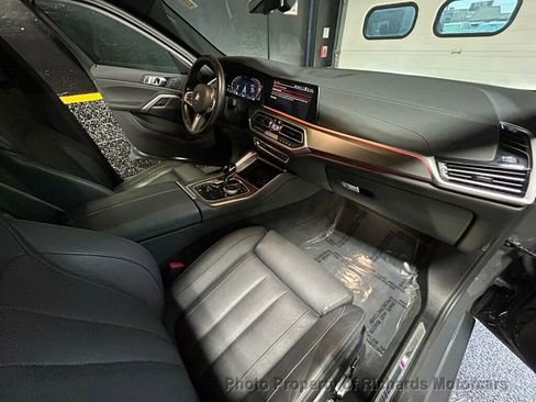 Used 2022 BMW X6 xDrive40i AWD/4WD image 24