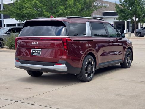 New 2026 Kia Carnival EX FWD image 4