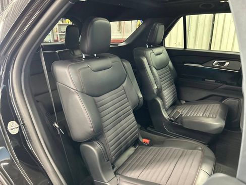 New 2026 Ford Explorer ST-Line w/ ST-Line Street Pack AWD/4WD image 47