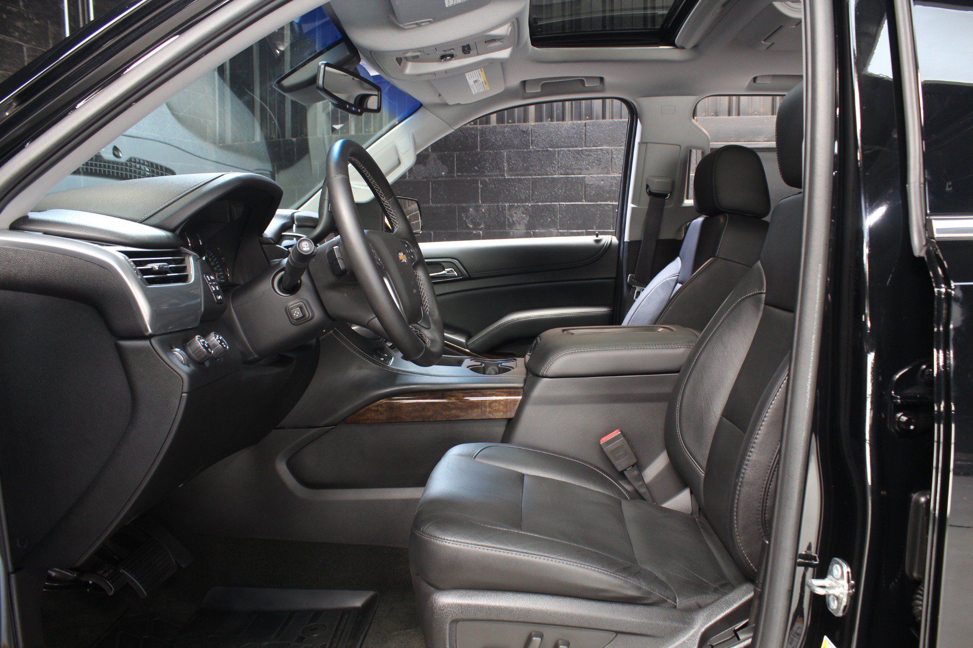 Used 2015 Chevrolet Tahoe LT AWD/4WD image 26