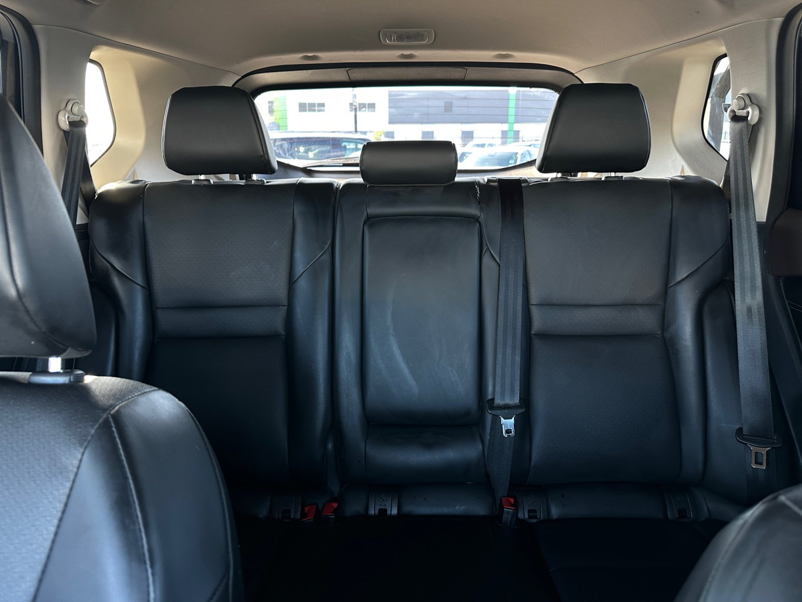 Used 2023 Nissan Rogue SV w/ SV Premium B Package FWD image 24