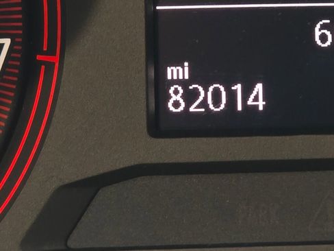 Used 2019 Volkswagen Jetta R-Line FWD image 28
