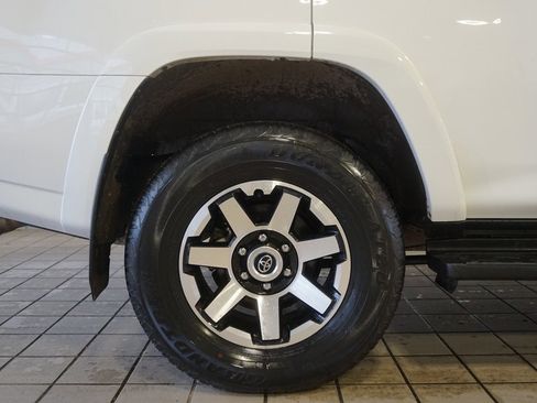 Used 2024 Toyota 4Runner TRD Off-Road Premium w/ Moonroof Package image 31