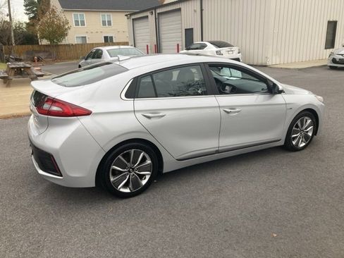 Used 2018 Hyundai Ioniq Limited image 3