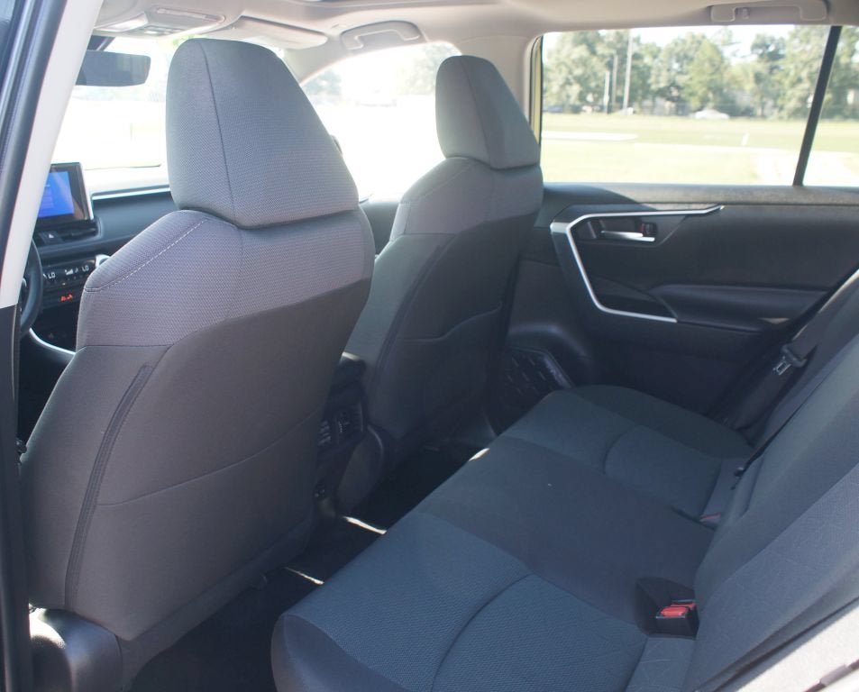 Used 2025 Toyota RAV4 XLE w/ Convenience Package AWD/4WD image 14