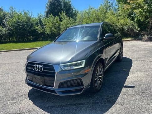 Used 2018 Audi Q3 2.0T Premium Plus w/ Premium Plus Package AWD/4WD image 2