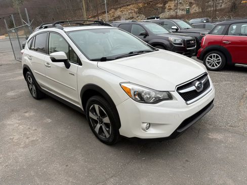 Used 2015 Subaru Crosstrek Touring image 1