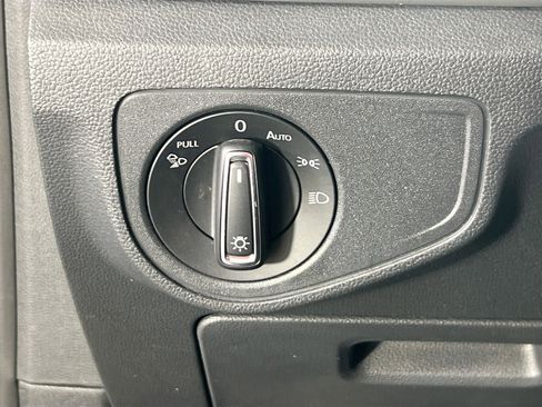 Used 2023 Volkswagen Atlas SE image 10