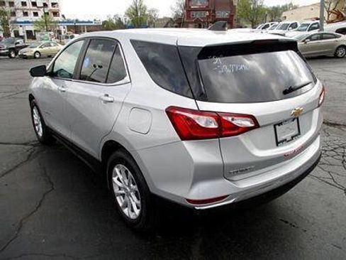 Used 2021 Chevrolet Equinox LT FWD image 12