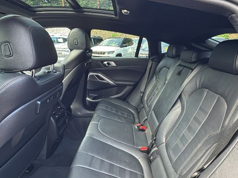 Used 2022 BMW X6 xDrive40i w/ M Sport Package AWD/4WD image 30