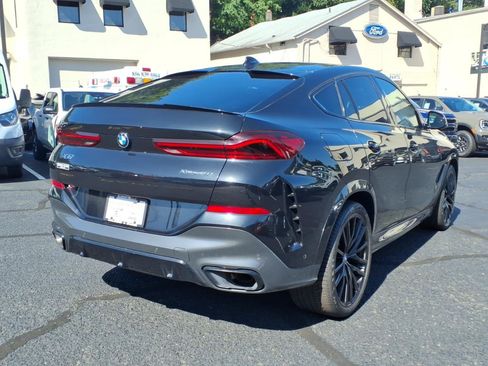 Used 2022 BMW X6 xDrive40i w/ M Sport Package AWD/4WD image 5