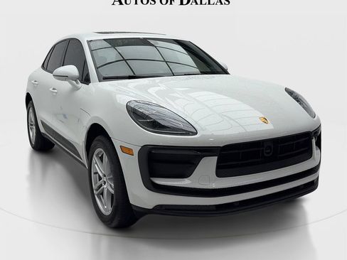 Used 2023 Porsche Macan Turbo AWD/4WD image 2
