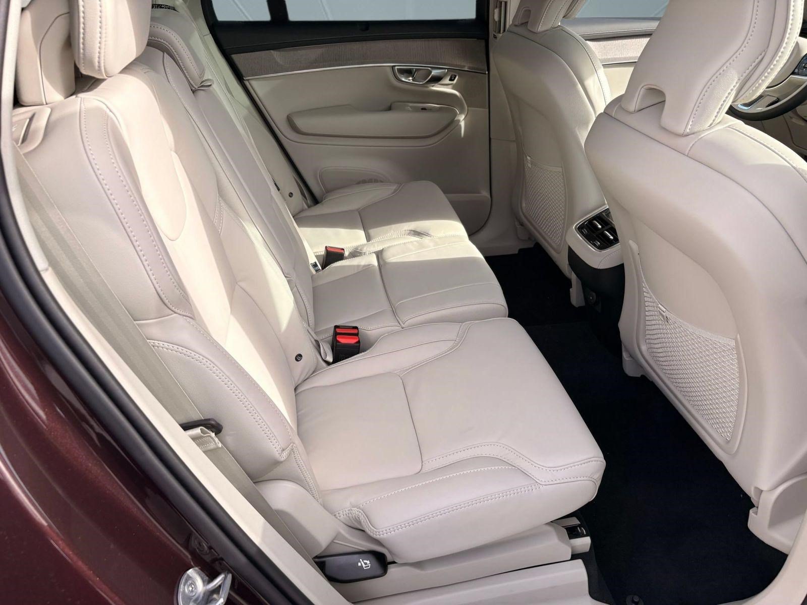 Certified 2026 Volvo XC90 B6 Ultra w/ Protection Package AWD/4WD image 26