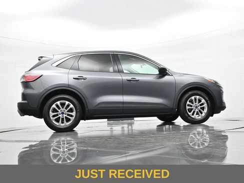 Used 2022 Ford Escape SE w/ Convenience Package FWD image 20