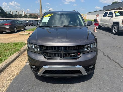 Used 2018 Dodge Journey Crossroad AWD/4WD image 2