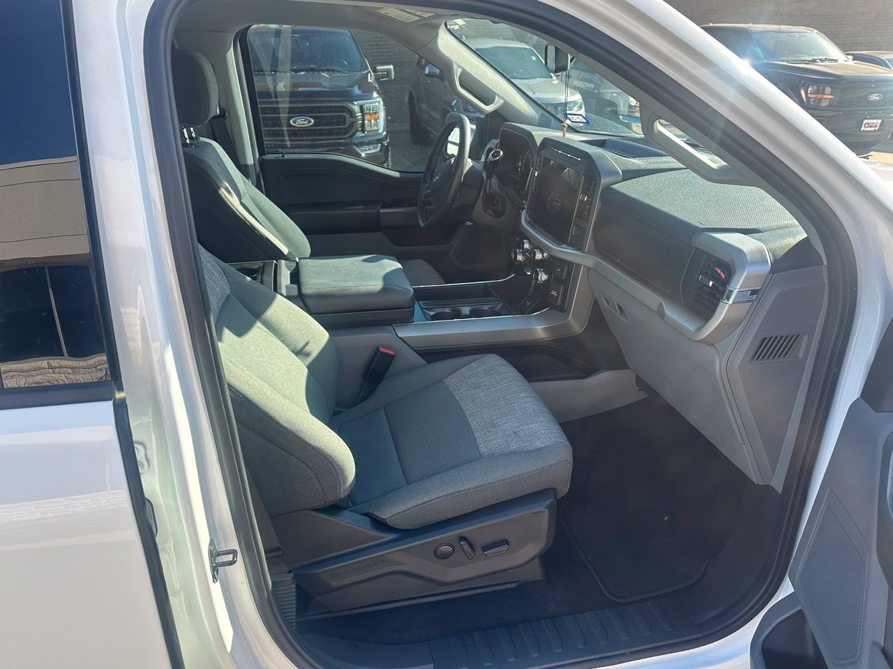 Used 2023 Ford F150 XLT w/ Equipment Group 302A High RWD image 20
