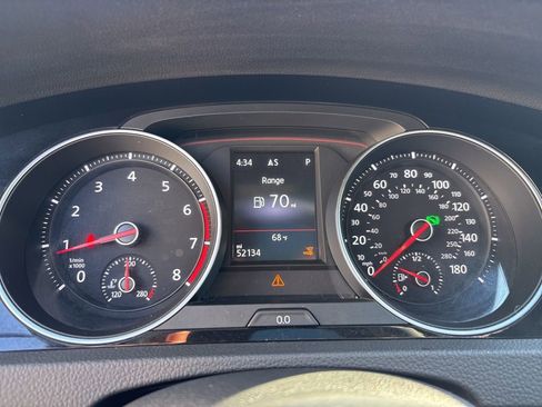 Used 2020 Volkswagen GTI SE image 22