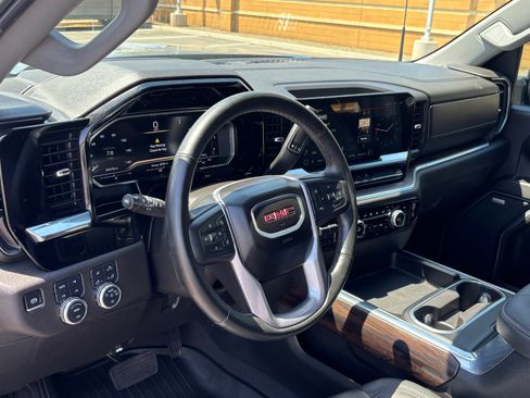 Used 2024 GMC Sierra 3500 SLT w/ SLT Premium Package AWD/4WD image 19