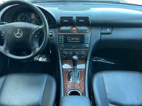 Used 2007 Mercedes-Benz C 280 Sedan image 3