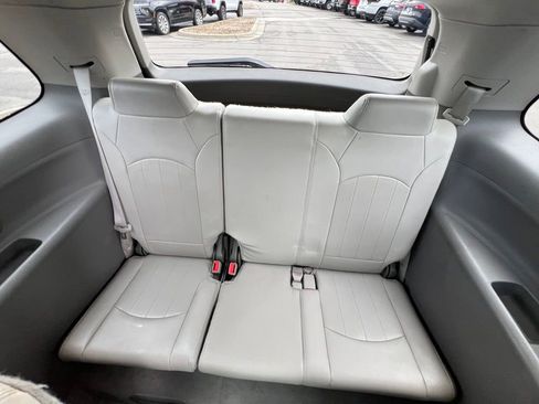 Used 2017 GMC Acadia Limited SLT AWD/4WD image 23