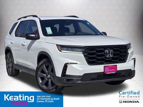 Certified 2025 Honda Pilot Sport image 3