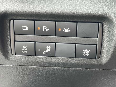 Used 2025 Nissan Kicks Play S image 28