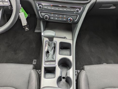 Used 2019 Kia Optima LX FWD image 17