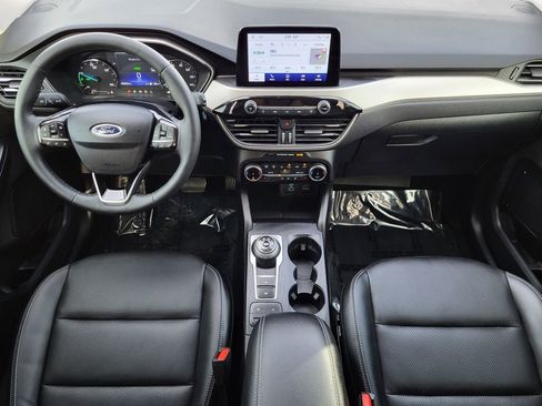 Used 2022 Ford Escape SEL w/ Class II Trailer Tow Package image 16