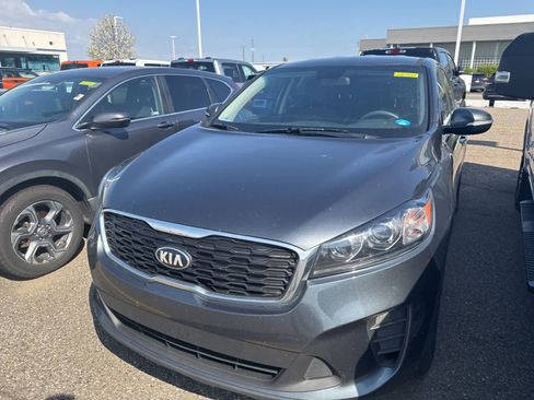Used 2020 Kia Sorento LX image 26