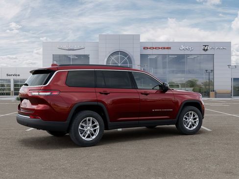 New 2026 Jeep Grand Cherokee L Laredo RWD image 4