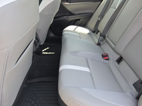 Certified 2026 Toyota Camry SE w/ Convenience Package FWD image 10