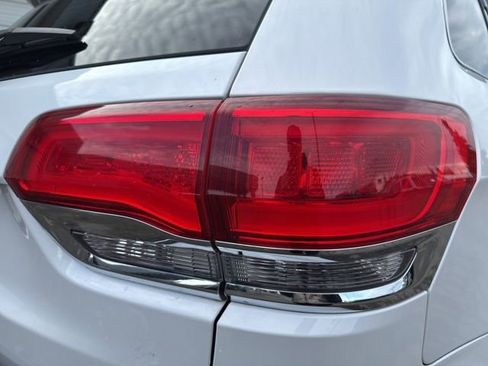 Used 2019 Jeep Grand Cherokee Summit image 14